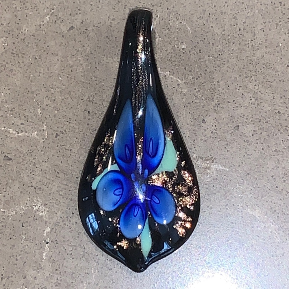 Qty 2 Vintage Hand Blown Glass Glittery Floral Pendants 1.5 and 2.5” - Picture 6 of 9